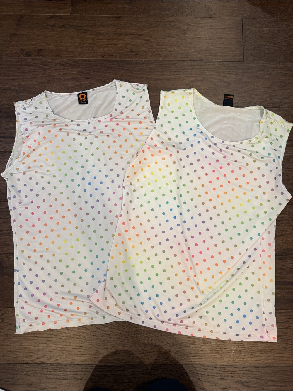 Ojai Sleeveless Tops in Rainbow Polka Dot Size Large Set of 2 - C76-057